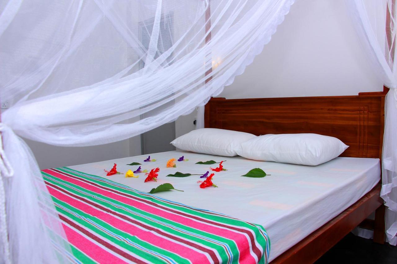Sasaa Guest House Mirissa Exterior foto